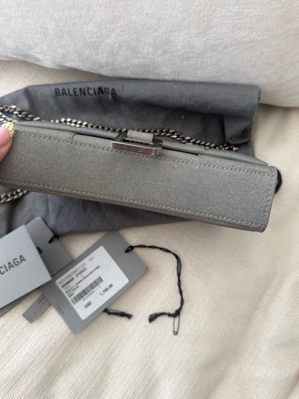 Balenciaga Gray Metallic 'B' Chain Crossbody Wallet - Picture 2 of 5